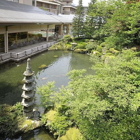 Suimeikan Gero Exterior photo The garden of the museum