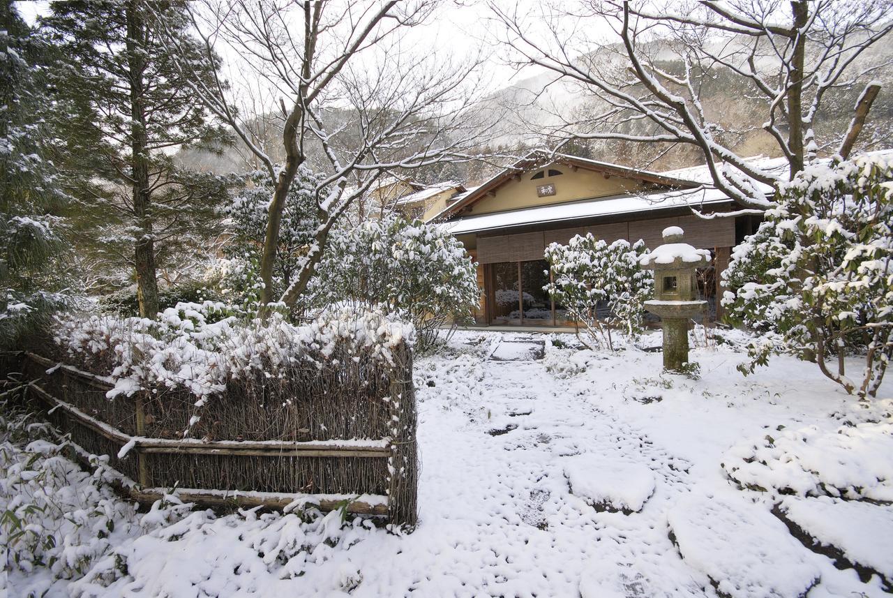Suimeikan Gero Exterior photo A tea house in Kyoto