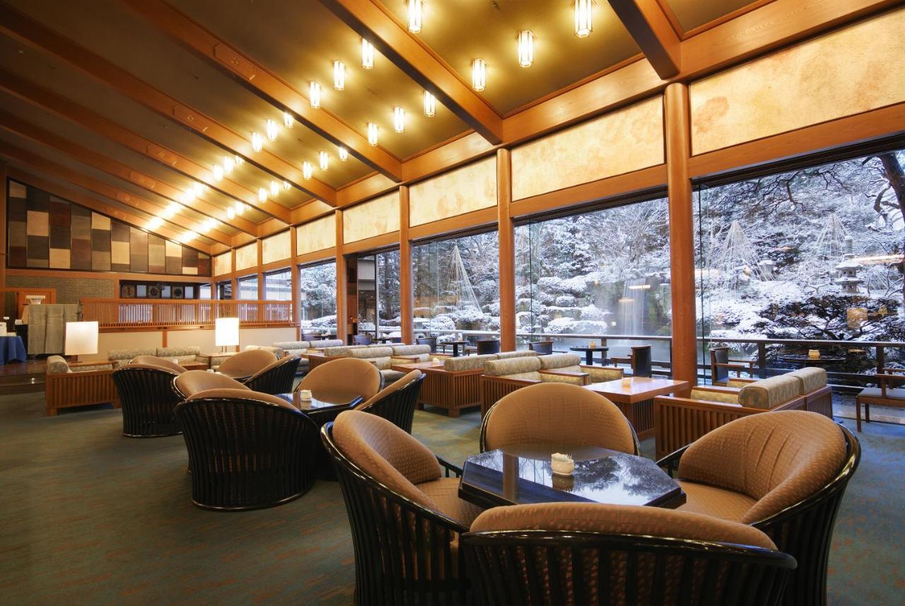Suimeikan Gero Exterior photo The interior of the lounge